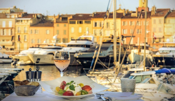 L'Opera St Tropez, Boatbookings Luxury Yacht Charter